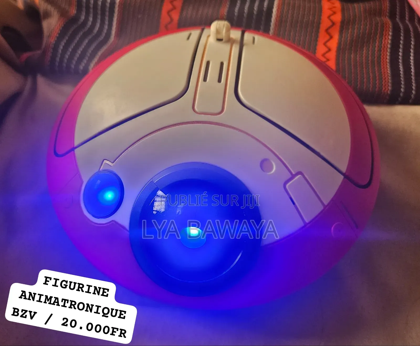 Figurine Ovni Animatronique