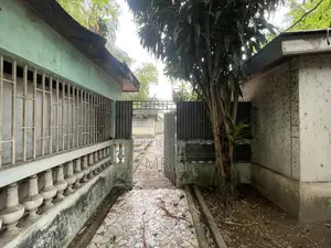 Parcelle De 1003 M Carrés Située Au Plateau-Ville