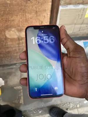 Apple iPhone 12 64 GB Rouge