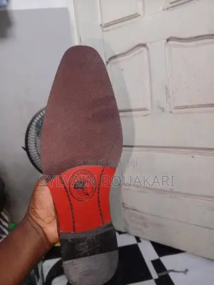 Chaussure Neuve À Vendre