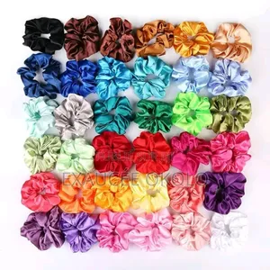 12 Chouchous en Satin À 1500