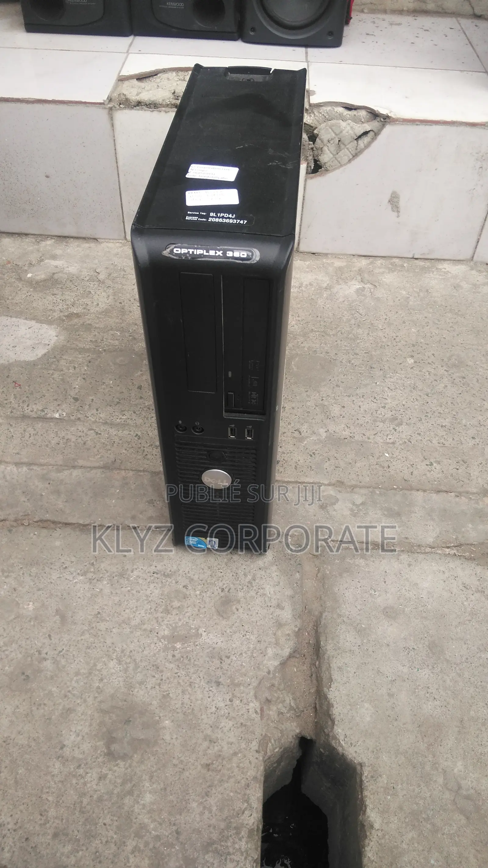 Ordinateur de bureau Dell XPS 4GB Intel Core i3 HDD 350GB