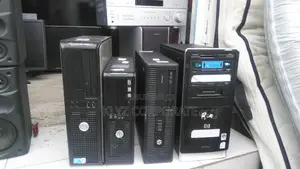 Ordinateur de bureau Dell XPS 4GB Intel Core i3 HDD 350GB