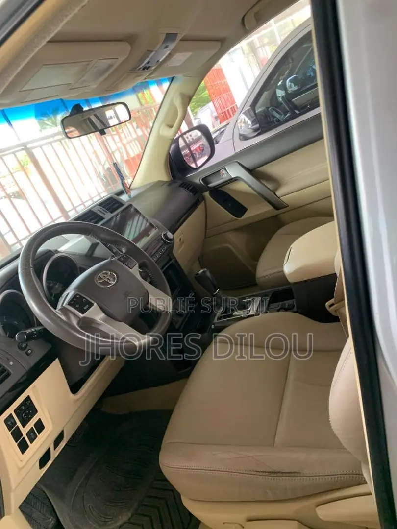 Toyota Land Cruiser Prado 2.8 D-4D 2015 Beige