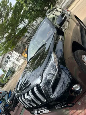 Toyota Land Cruiser Prado 2.8 D-4D 2015 Noir