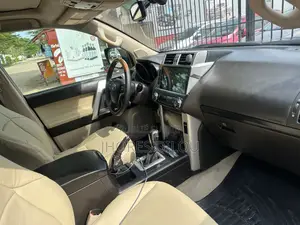 Toyota Land Cruiser Prado 2.8 D-4D 2015 Noir