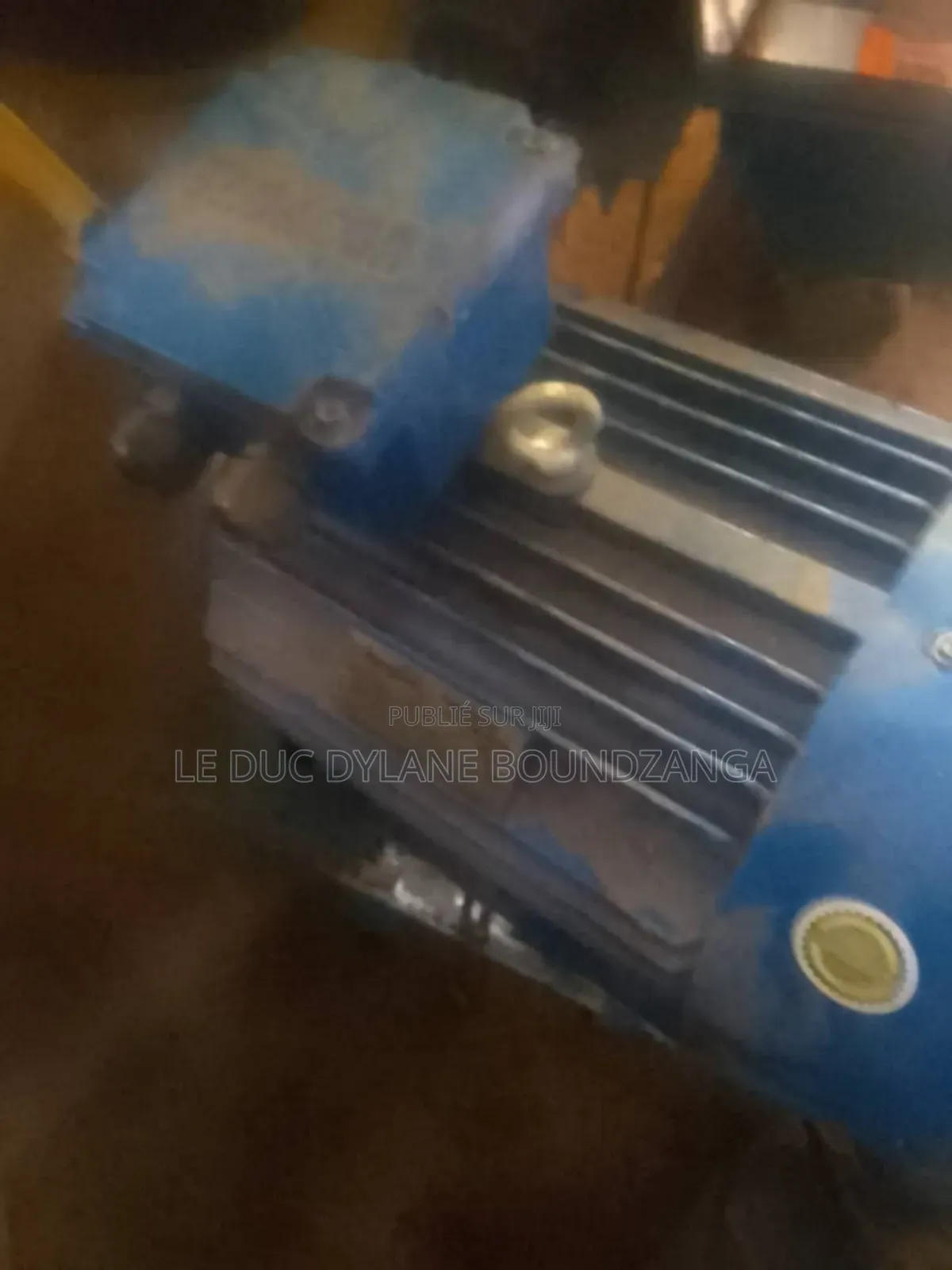 Moteur À Induction Triphasé