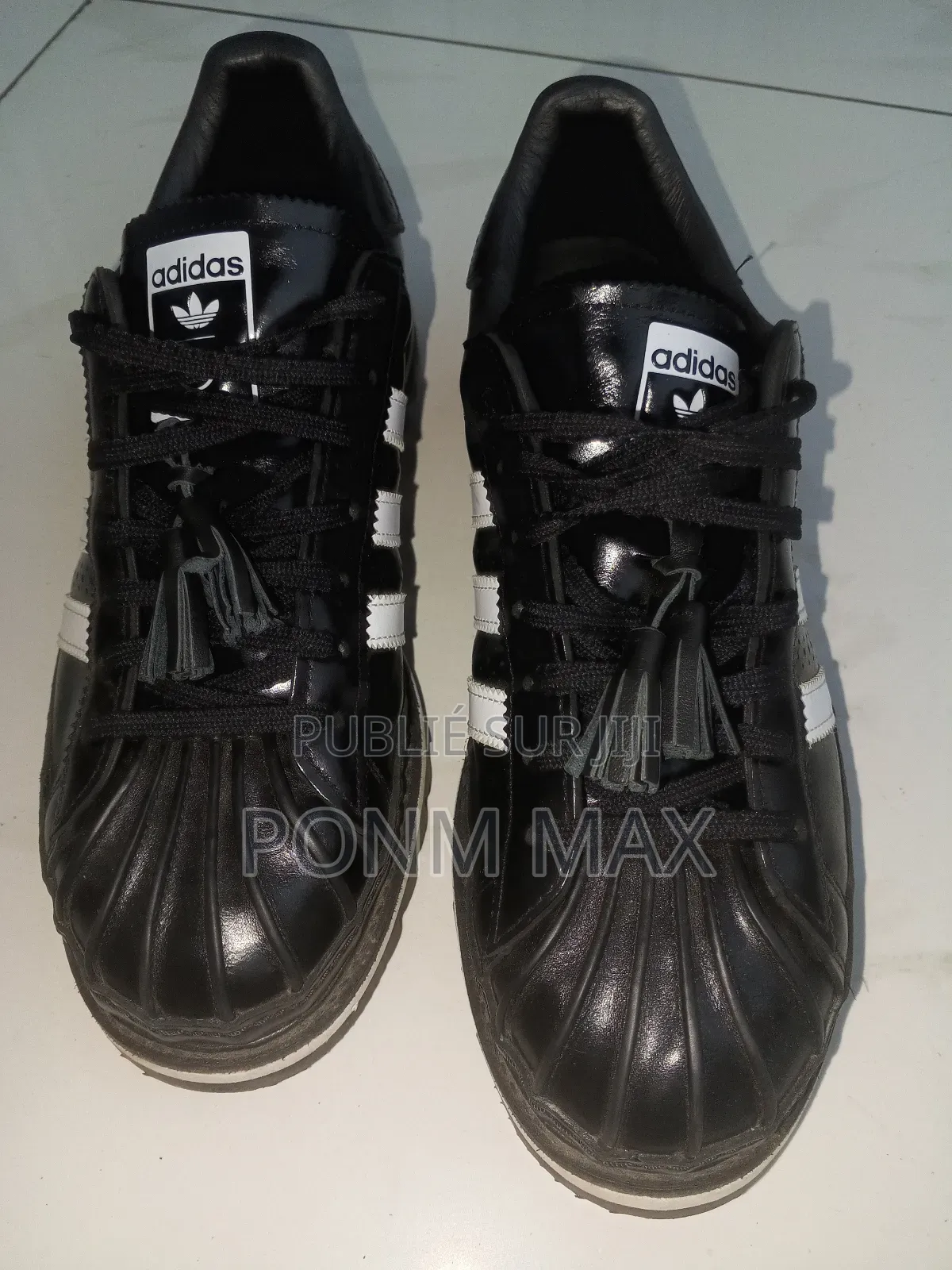 Adidas Superstar Clot Pointure 44 Prix: 50 000