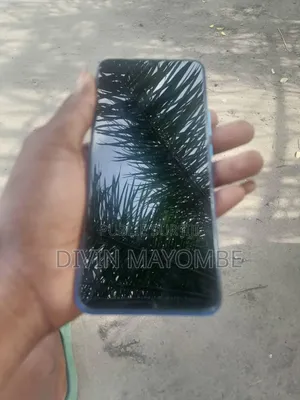 Infinix Hot 11 Play 64 GB Bleu