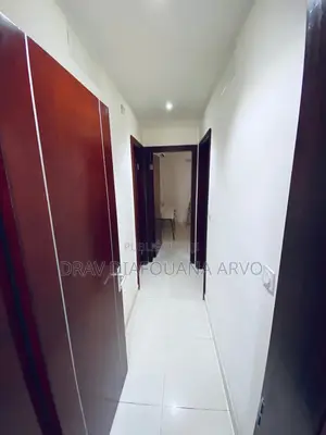 Furnished 2chbre Duplex dans Appartement Meublée, Lumumba à Louer