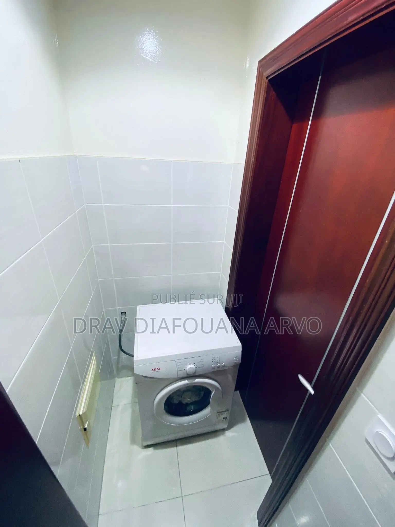 Furnished 2chbre Duplex dans Appartement Meublée, Lumumba à Louer