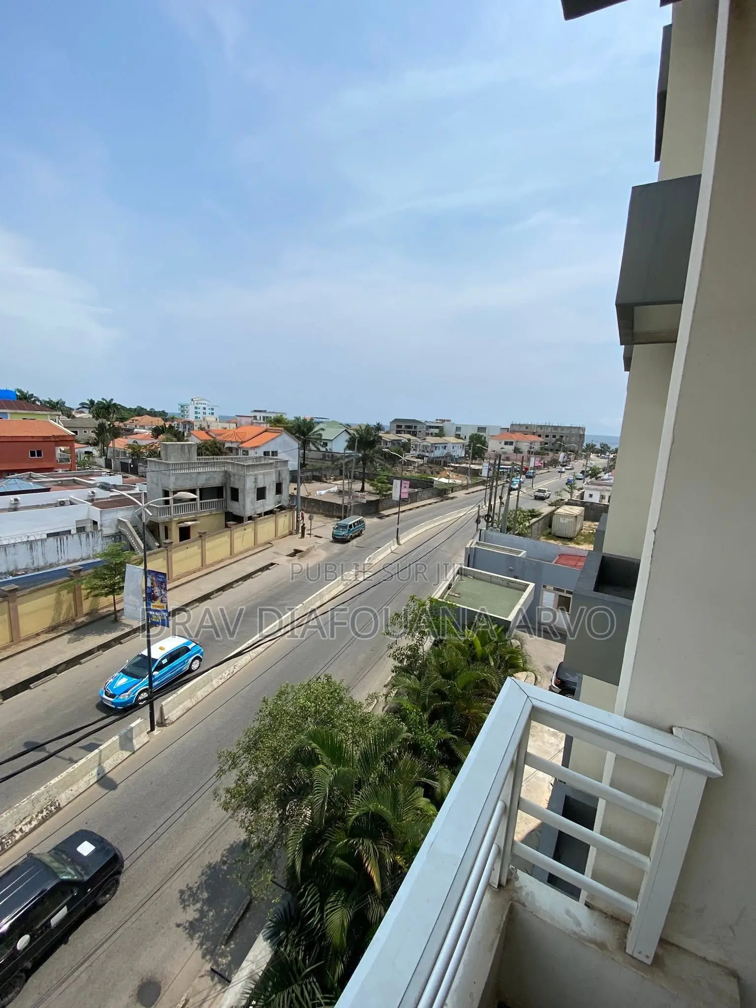 Furnished 2chbre Duplex dans Appartement Meublée, Lumumba à Louer