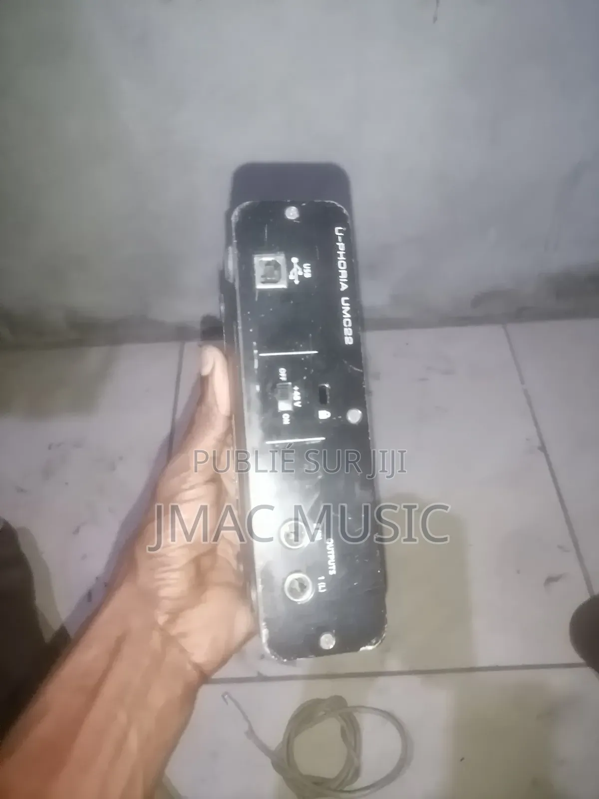 Carte Sons Behringer Solo