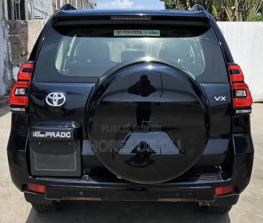 Toyota Land Cruiser Prado 2.8 2021 Noir
