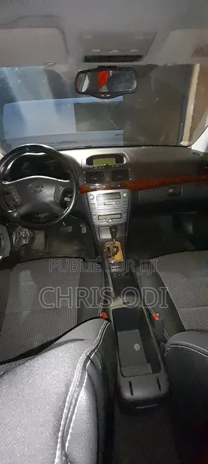 Toyota Avensis 2003 Beige