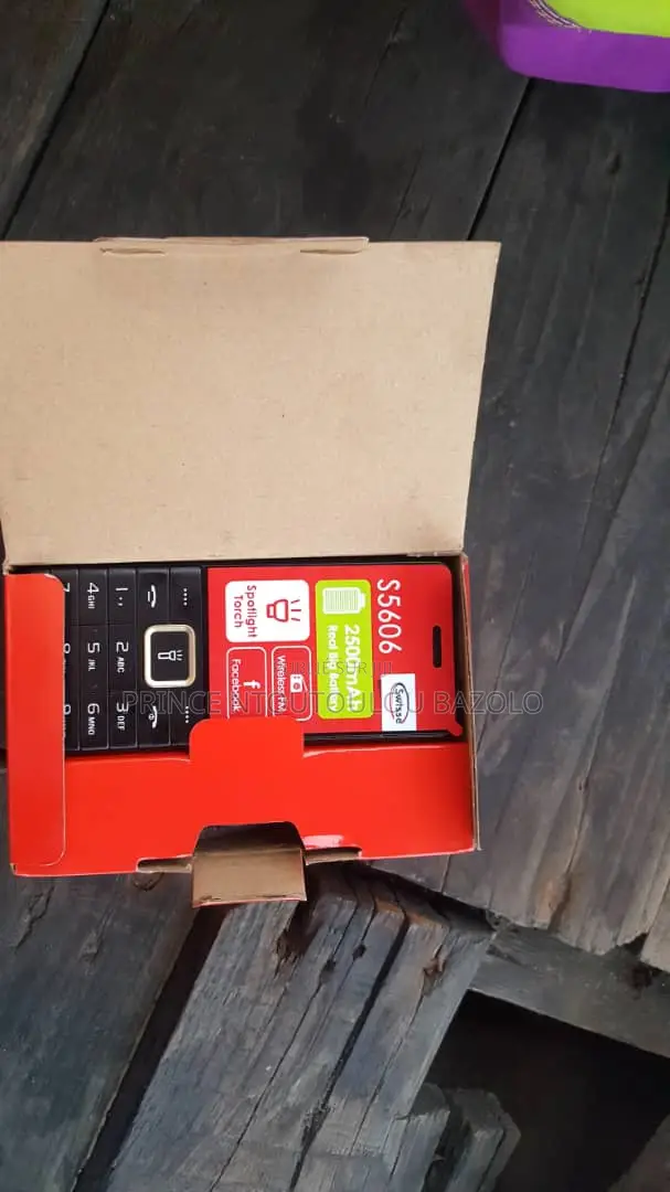 Nouveau 2E E180 Noir