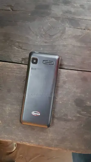 Nouveau 2E E180 Noir