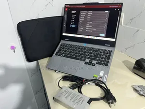 Nouveau Lenovo LOQ 15ARP9 24GB AMD Ryzen 7 SSD 512GB