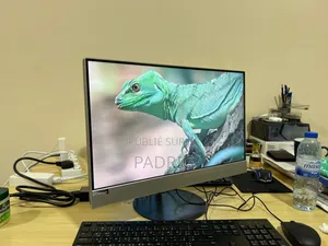 Lenovo ideacentre AIO 330 8GB Intel Core Ultra 5 SSD 256GB