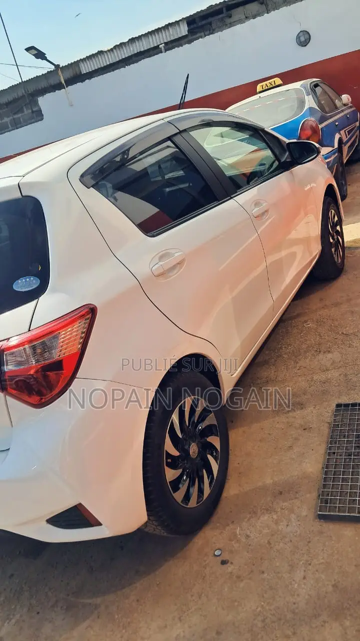 Toyota Vitz 2019 Blanc