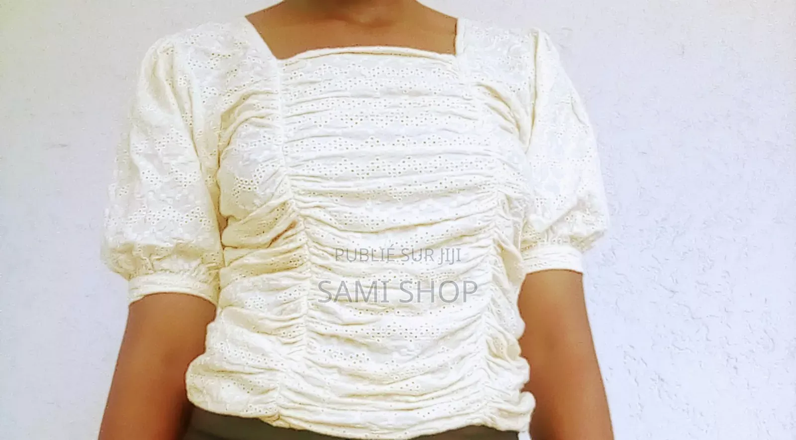 Magnifique Haut Crème Texturé-Manches Bouffantes-Taille Unique Xs