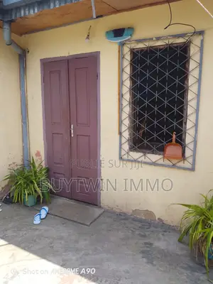 4chbre Maison dans Maison, Djambala à Vendre