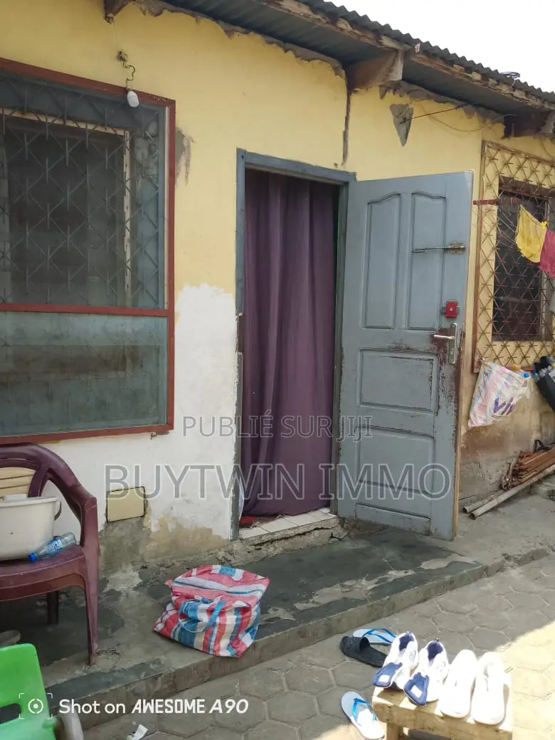 4chbre Maison dans Maison, Djambala à Vendre