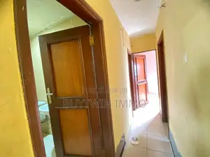 3chbre Appartement dans Appartement, Moungali à Louer