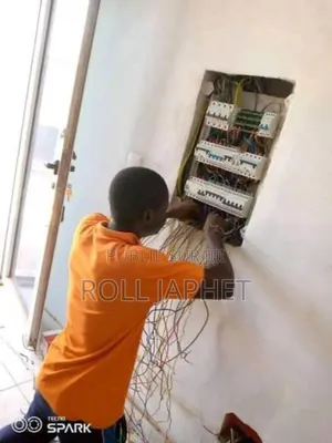 Électricien Industriel Bâtiment