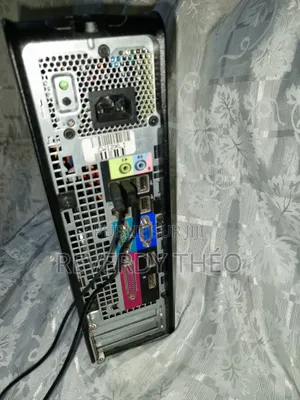 Ordinateur de bureau Dell Autre 4GB Intel Core 2 Duo HDD+SSD 350GB