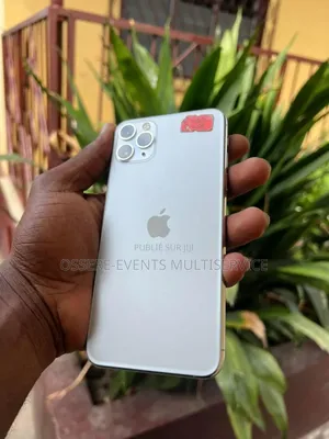Nouveau Apple iPhone 11 64 GB Blanc