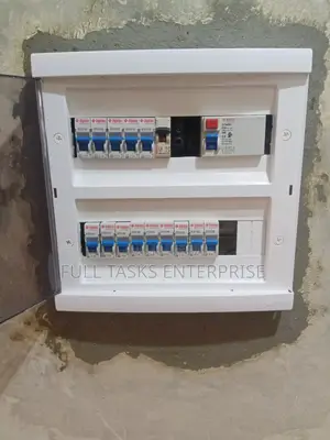 Électricien Bâtiment Et Industriel