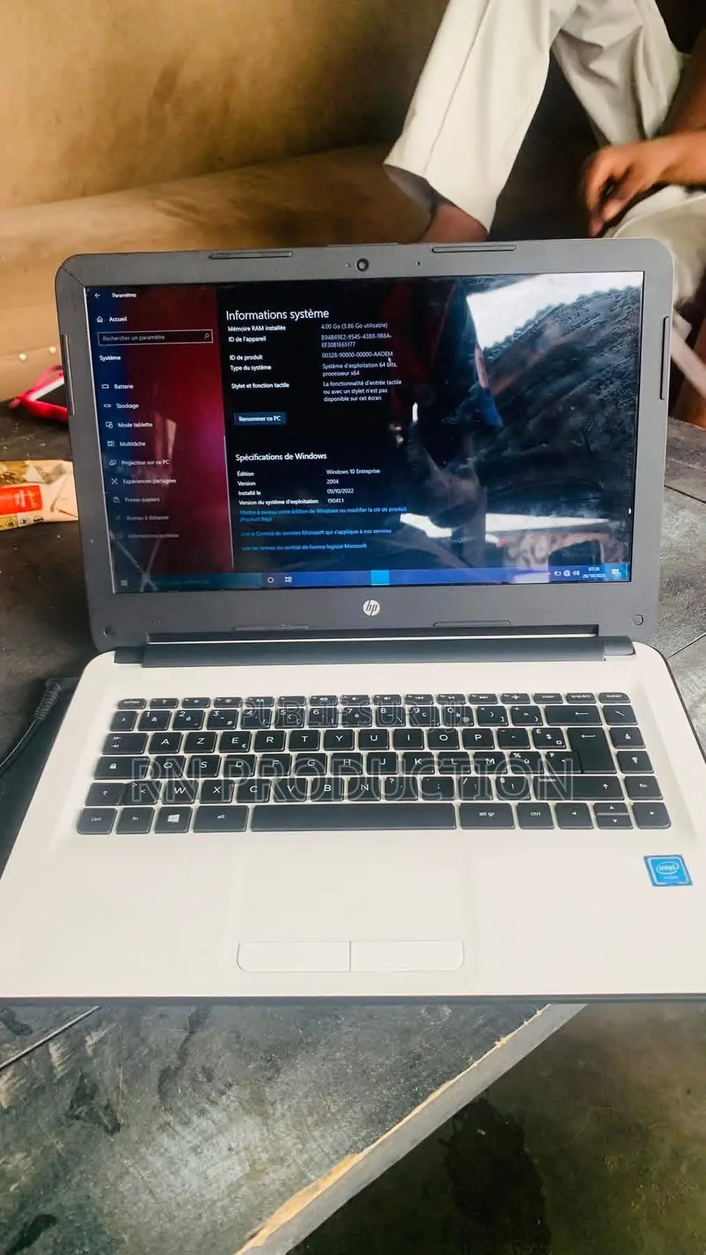Ordinateur portable HP 14z 4GB Intel HDD 32GB