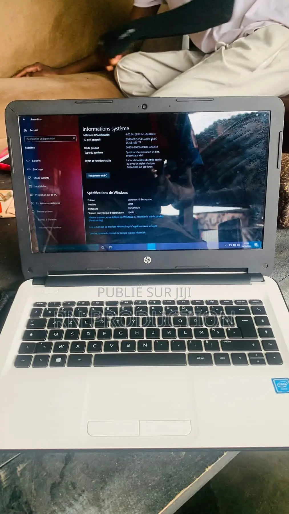 Ordinateur portable HP 14z 4GB Intel HDD 32GB