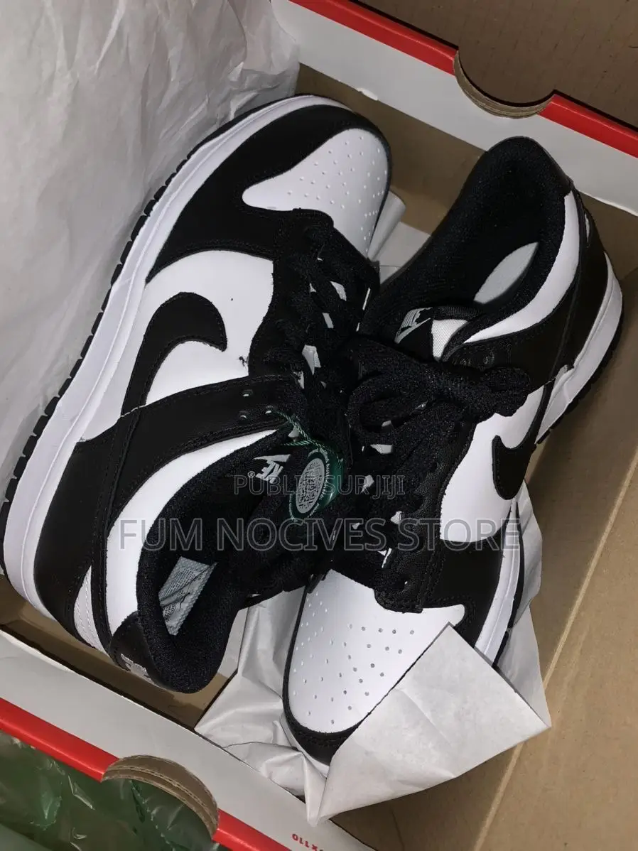 Nike Dunk Panda