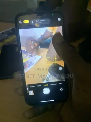 Apple iPhone 11 64 GB Noir