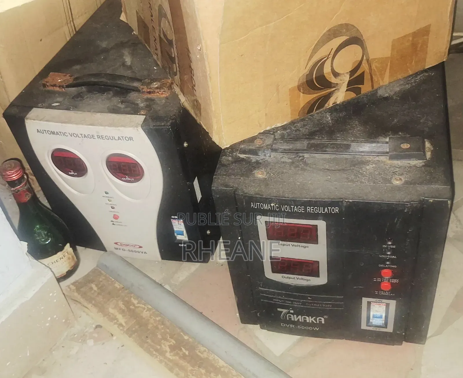 Vente Deux Régulateurs