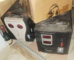 Vente Deux Régulateurs