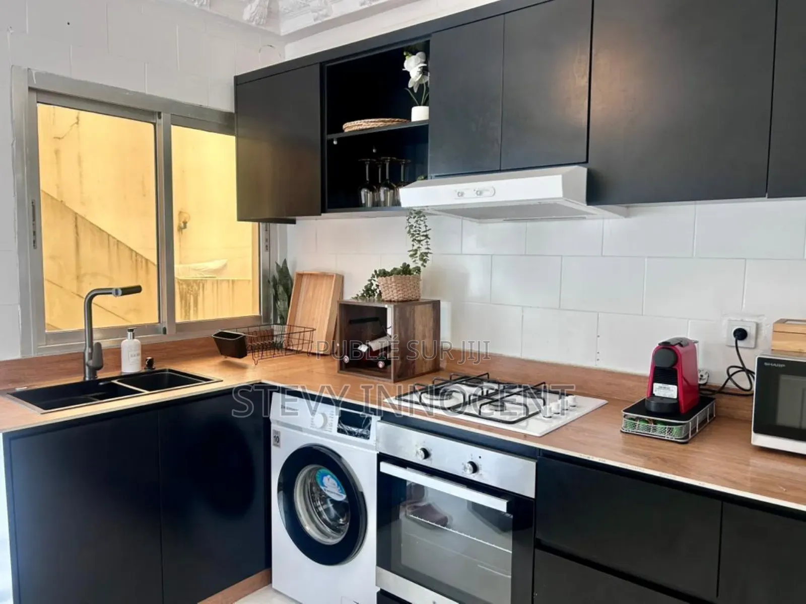 Furnished 2chbre Appartement dans Maison D'Emma, Lumumba à Louer