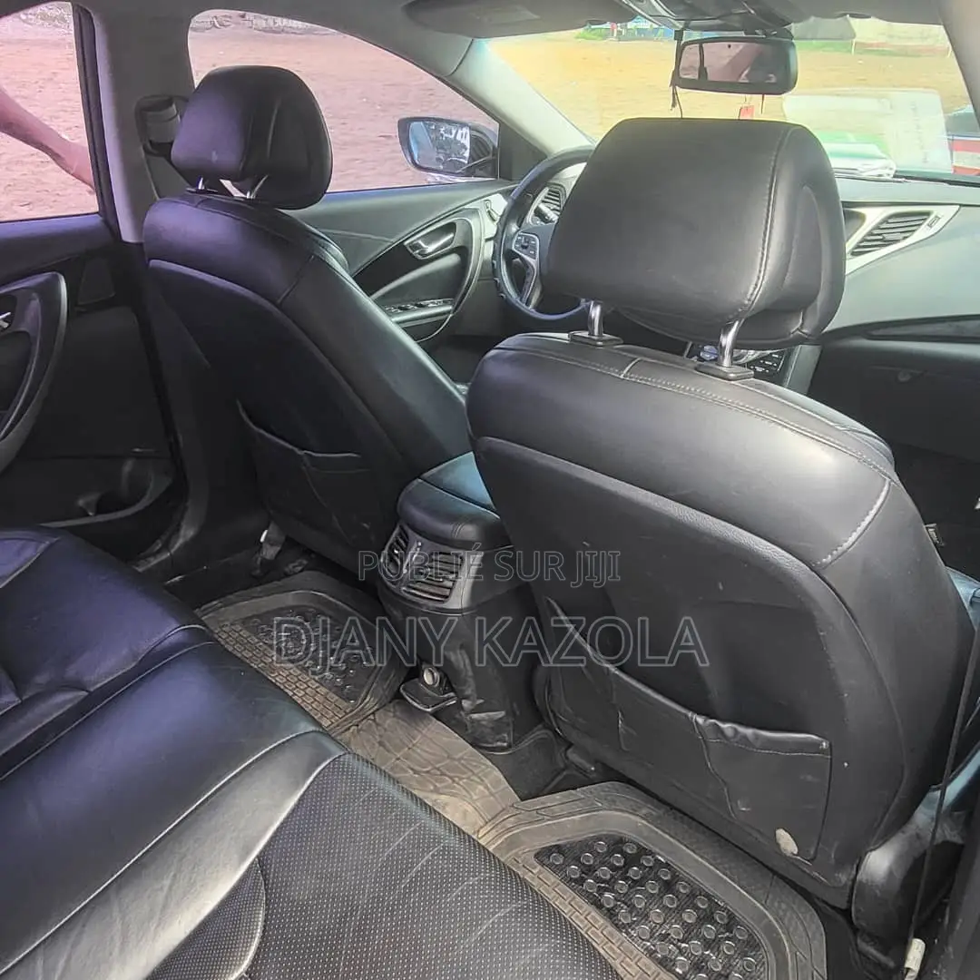 Hyundai Grandeur 2016 Noir