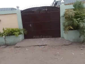 Parcelle À Vendre Arr 7