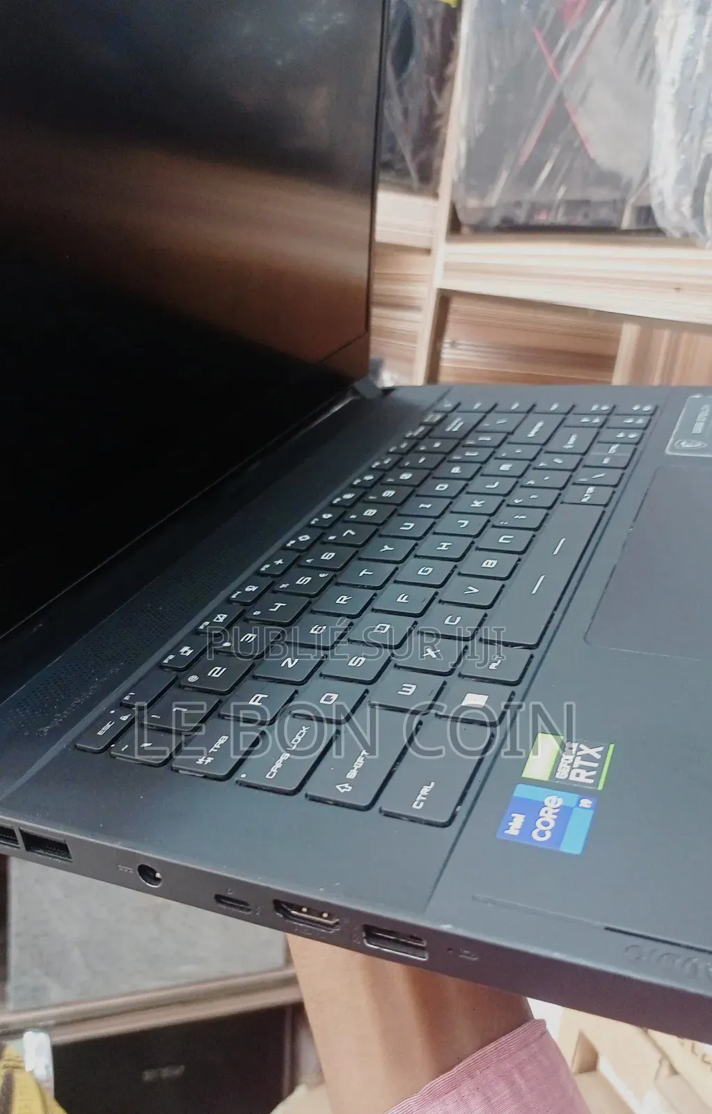 Nouveau Ordinateur portable MSI Autre 32GB Intel Core i7 SSD 1T