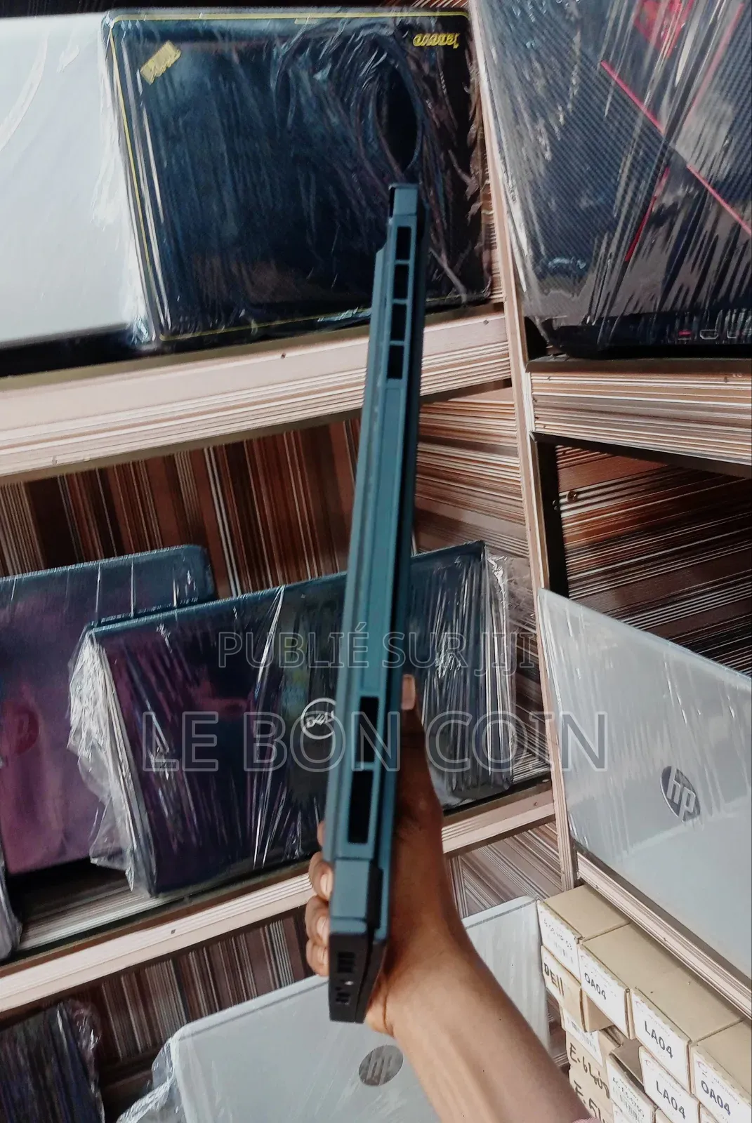 Nouveau Ordinateur portable MSI Autre 32GB Intel Core i7 SSD 1T