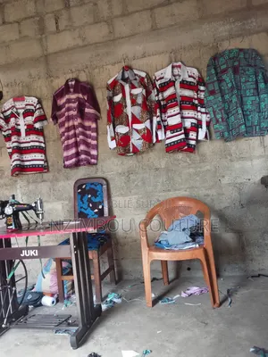 Lès Chemise Et Les Grands Doudou À Vendre