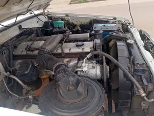 Toyota Land Cruiser 2014 Jaune