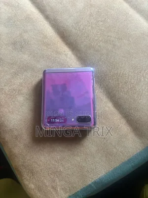 Nouveau Samsung Galaxy A82 5G (Galaxy Quantum 2) 128 GB Violet