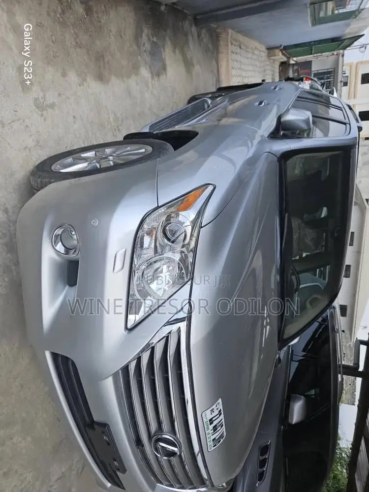 Lexus LX 570 (5 seats) AWD 2016 Gris