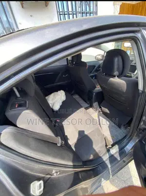 Toyota Avensis 2.0 Advanced Automatic 2012 Noir