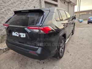 Toyota RAV4 XLE AWD 2020 Noir