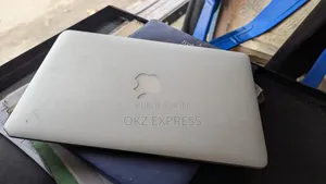 Ordinateur portable Apple MacBook 2011 4GB Intel Core M SSD 128GB